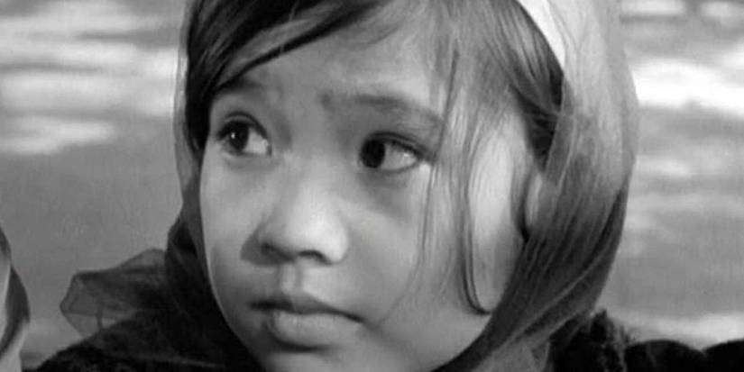 Girl looking back in 'The Little Girl of Hanoi'