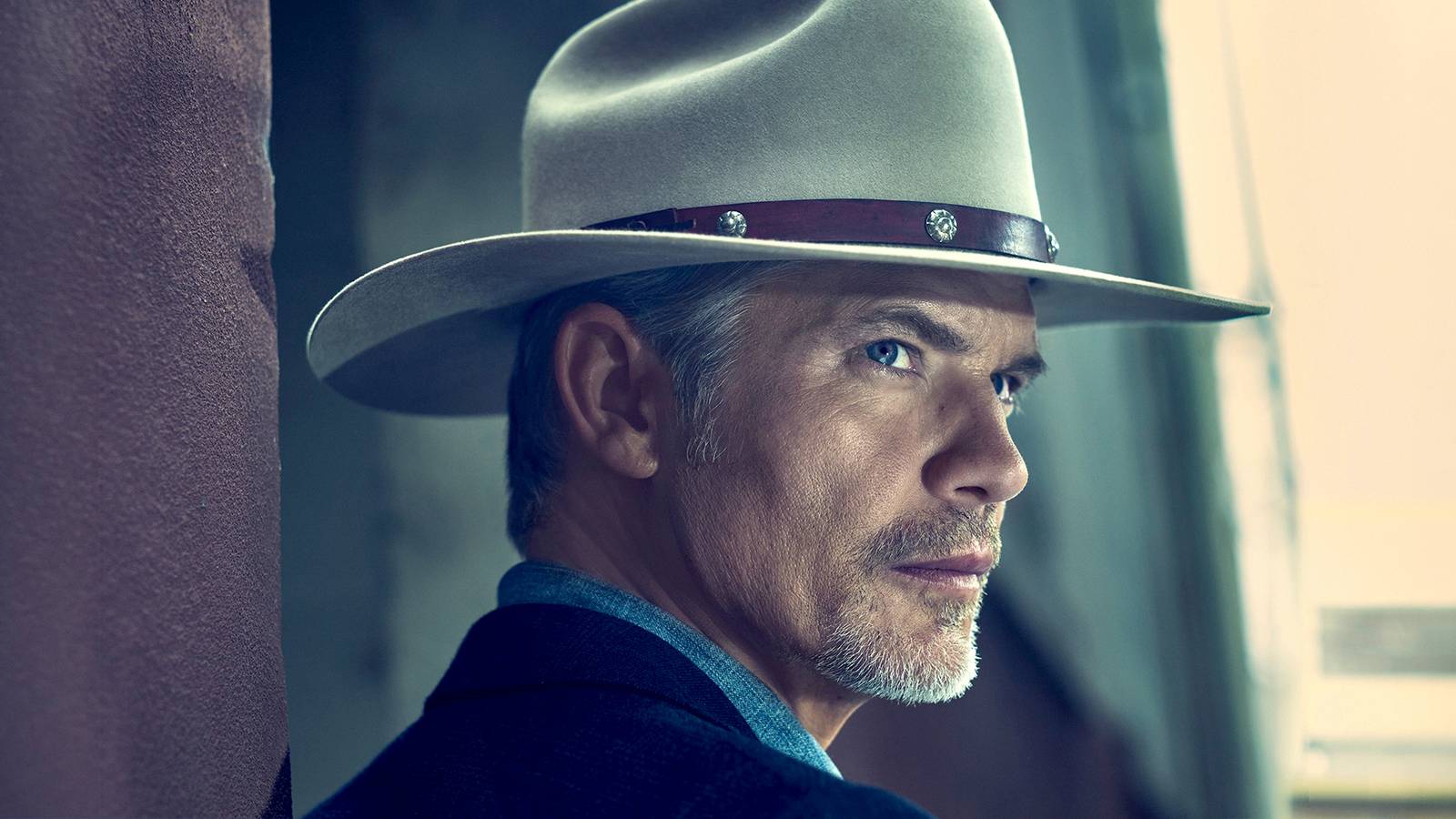 'Justified' Quietly Confirms It Shares a Universe With This George Clooney ...