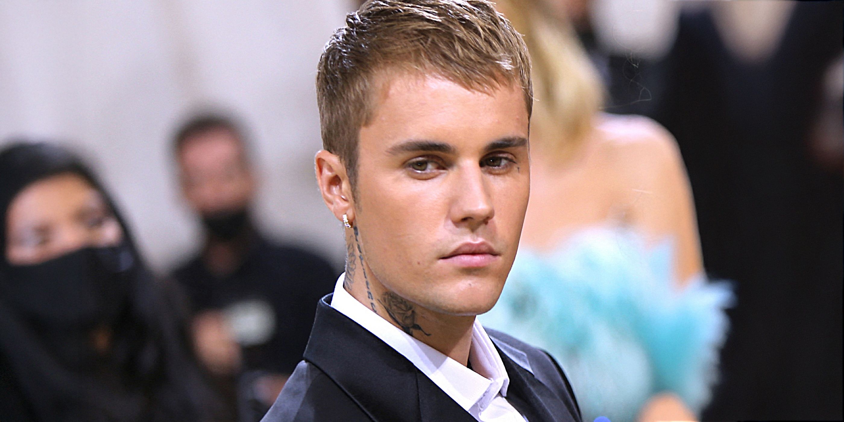 The Worst Trend in Music History Ruined Every Pop and Rock Song of the 2010s