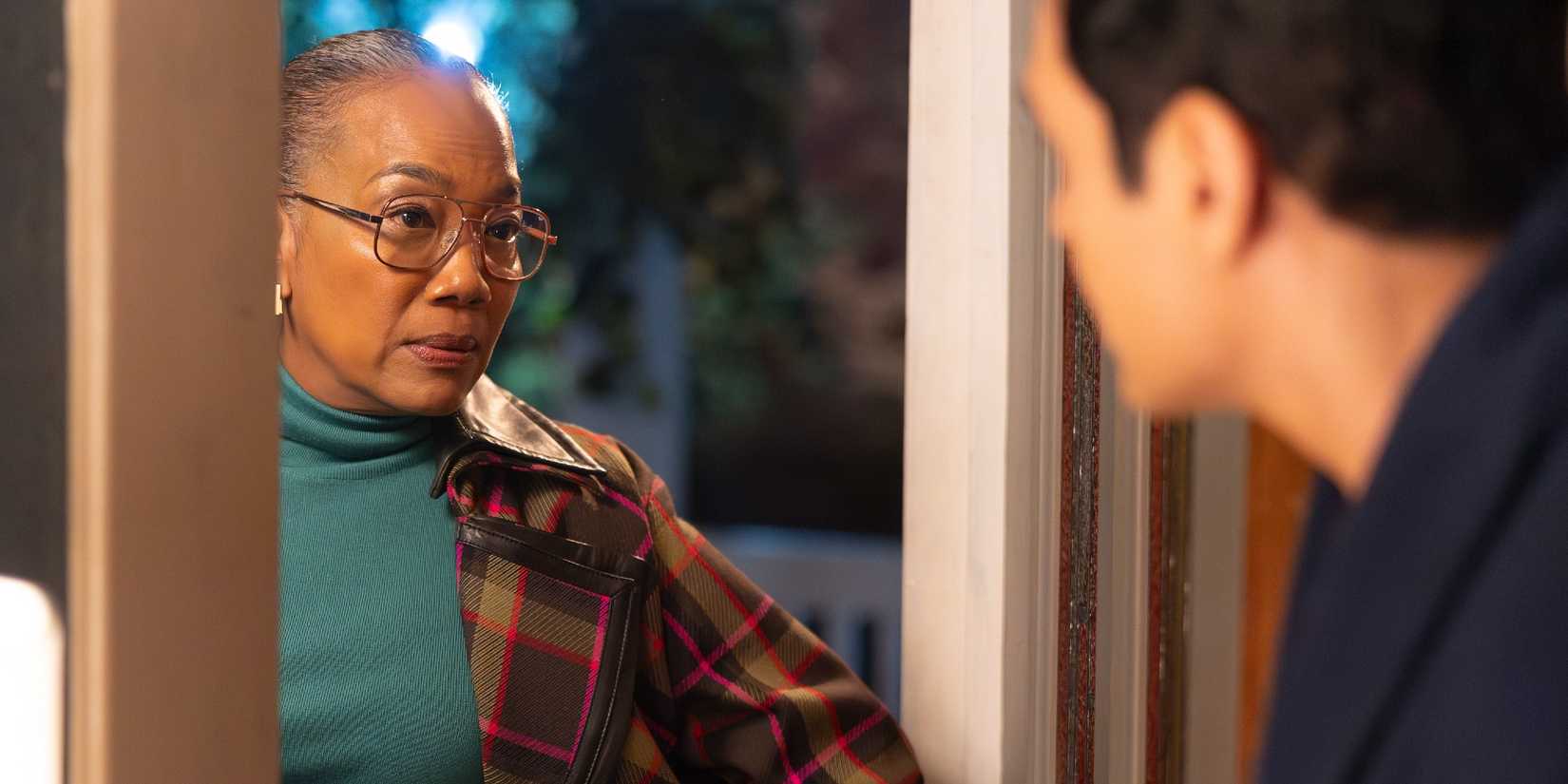 Amanda Wagner standing in Will's doorway in Will Trent Season 4