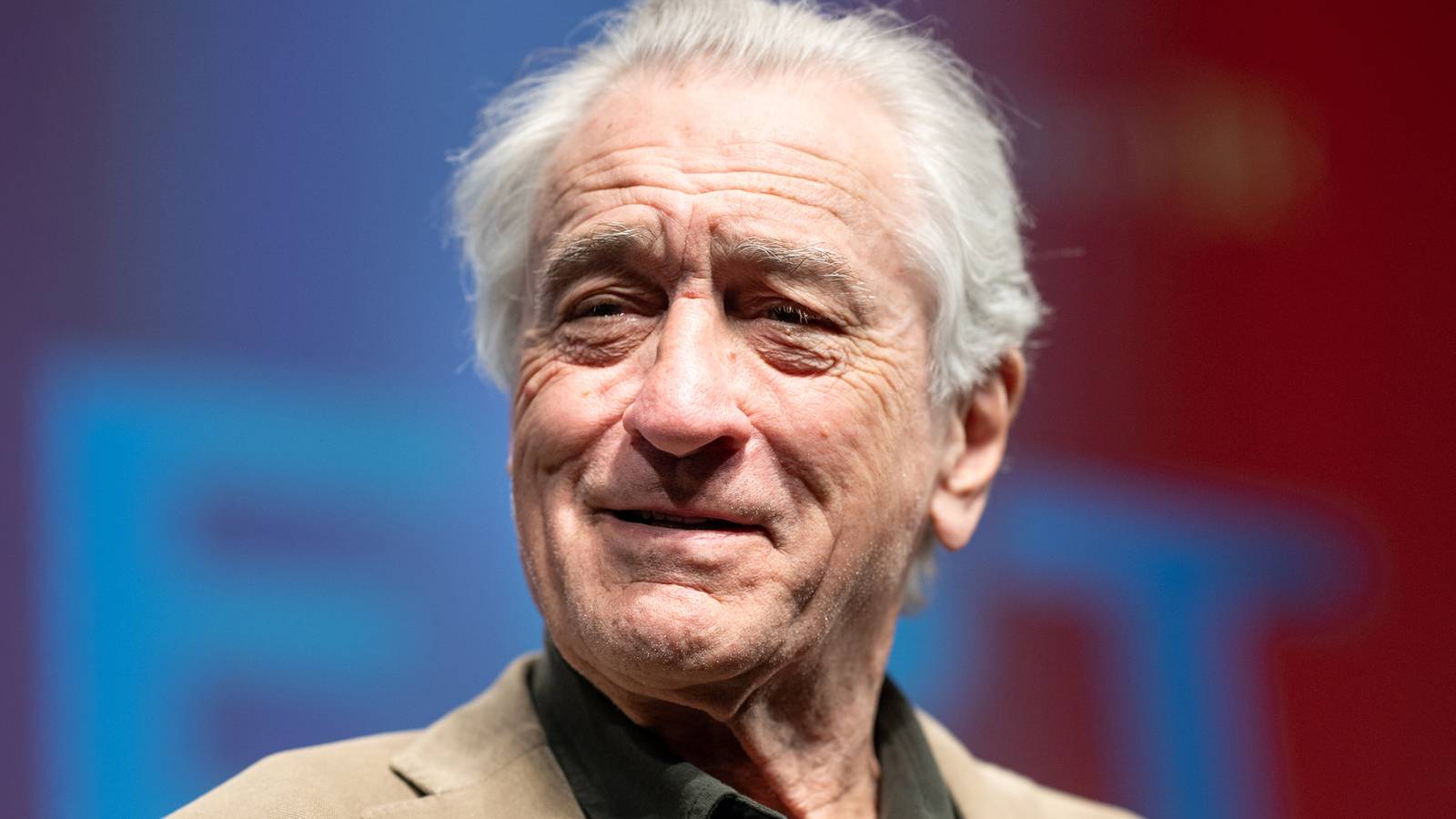 Netflix’s New Robert De Niro Crime Thriller Adaptation Lands First Look and Release Date