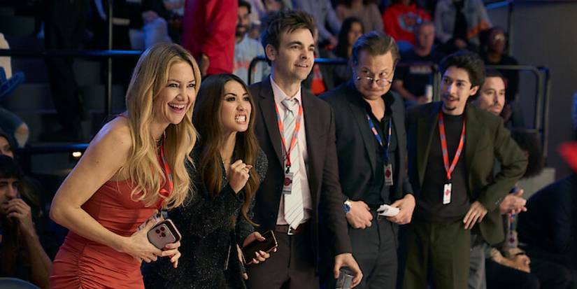 Isla Gordon and her family courtside in 'Running Point' Season 2.
