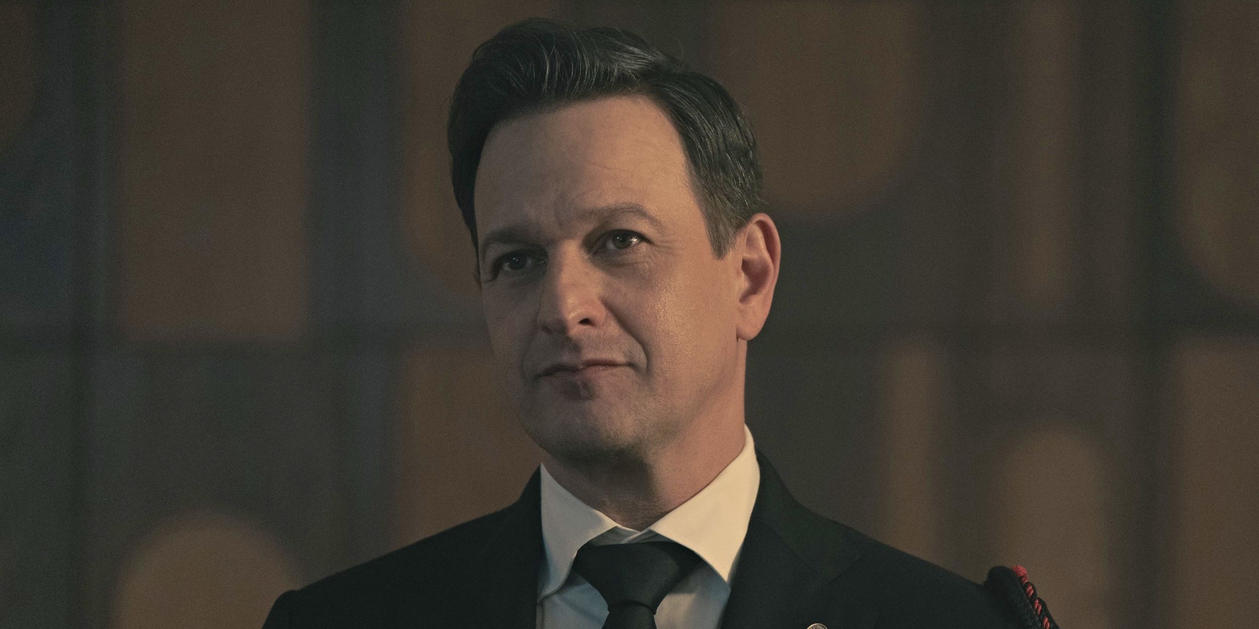 Hulu’s 6-Part Sci-Fi Masterpiece Is Officially Debuting on Netflix — But There’s a Catch