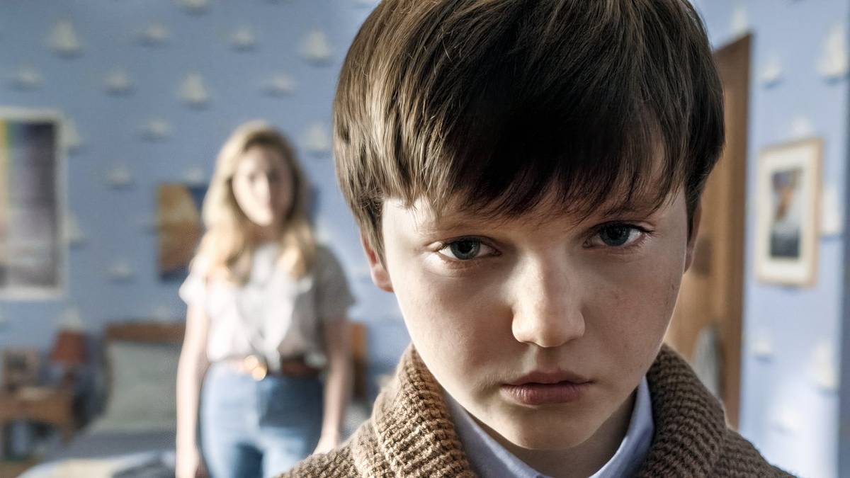 Mike Flanagan’s Most Overlooked 9-Part Horror Miniseries Has Aged Like Fine Wine