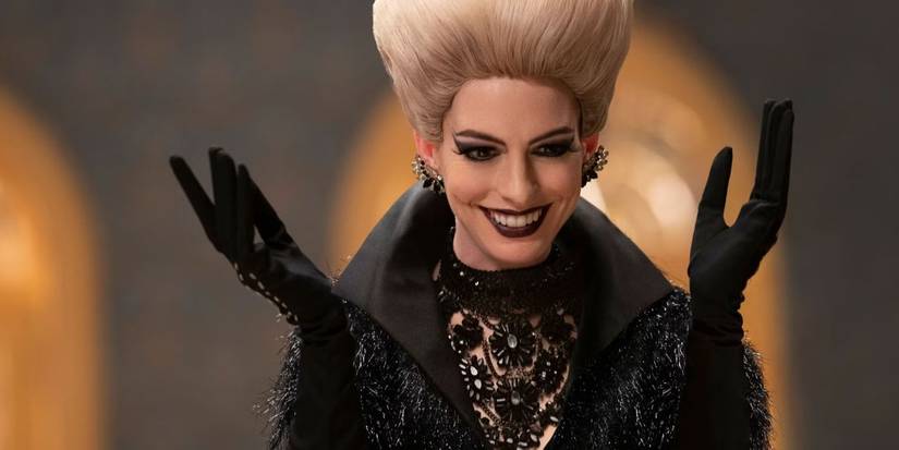 Anne Hathaway in The Witches