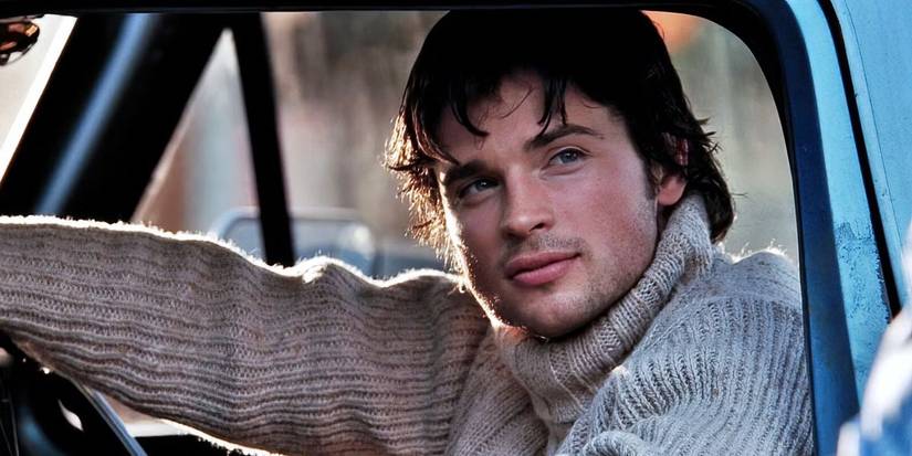 Tom Welling in a car in The Fog