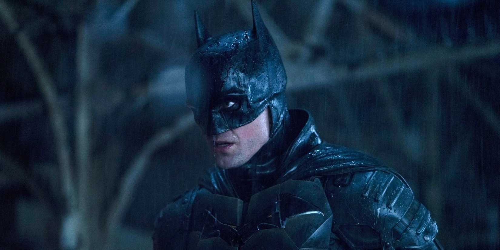 THE BATMAN, Robert Pattinson as Batman, 2022. ph: Jonathan Olley /© Warner Bros. / Courtesy Everett Collection