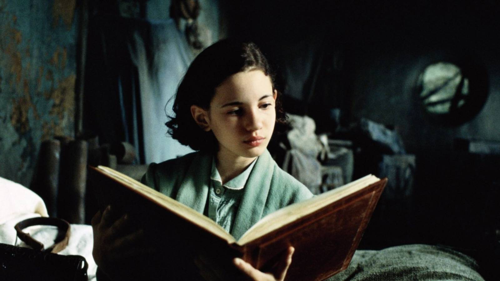 15 Best International Fantasy Movies, Ranked 15 Best International Fantasy Movies, Ranked
