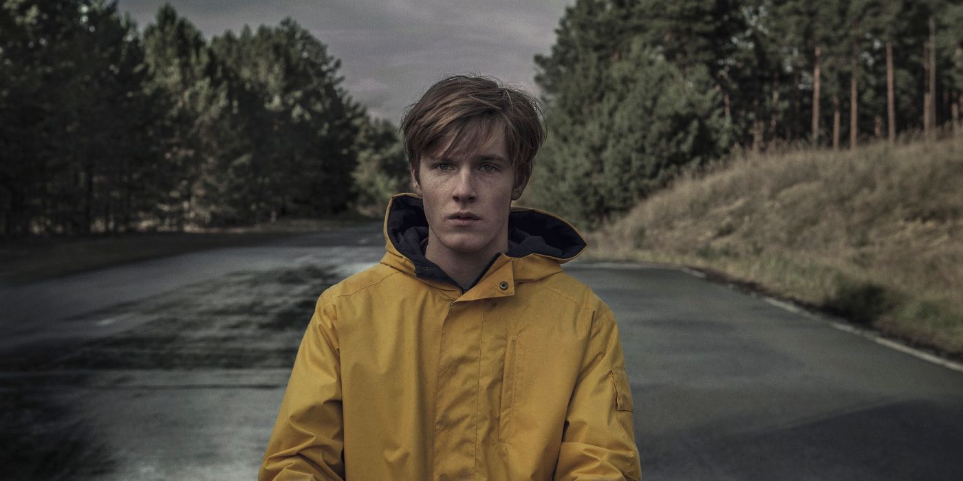 Forget 'Dark,' This 8-Part Supernatural Mystery Is the Perfect Late-Night Watch