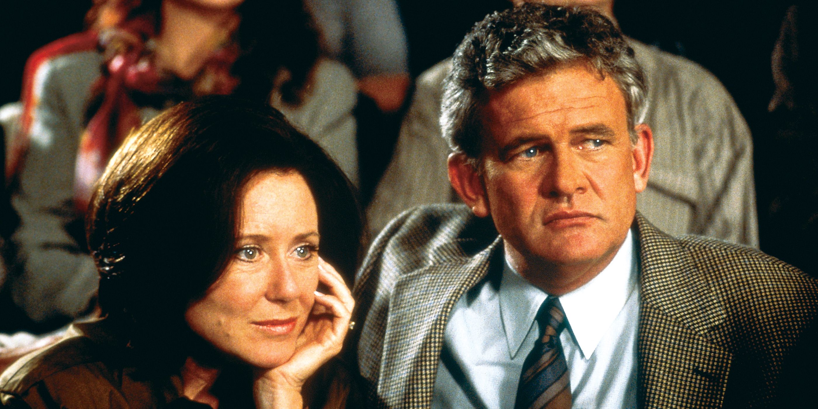 Mary McDonnell and Holmes Osborne in Donnie Darko 