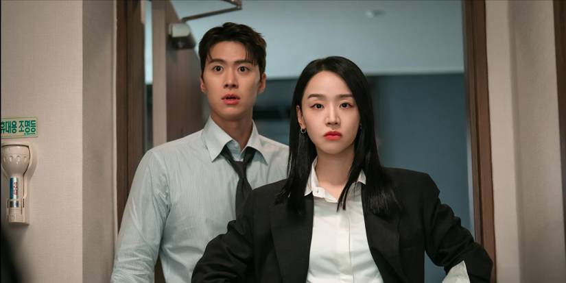 Gong Myoung and Shin Hye-sun standing in a hallway in Filing for Love