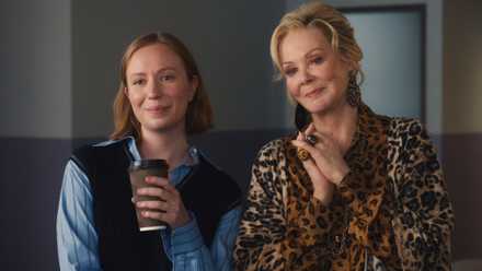 Hannah EInbinder & Jean Smart smiling in Hacks Season 5