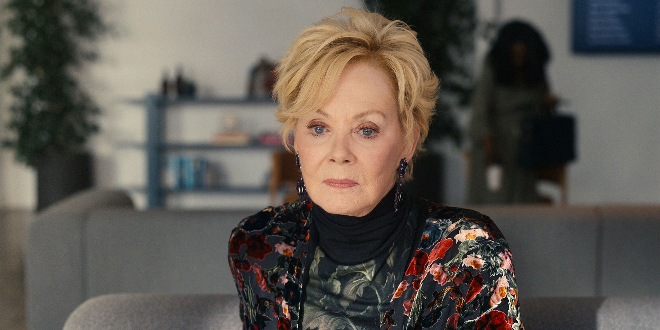 Jean Smart Completes Her 'Hacks' Sweep With 5th Straight Emmy Win image