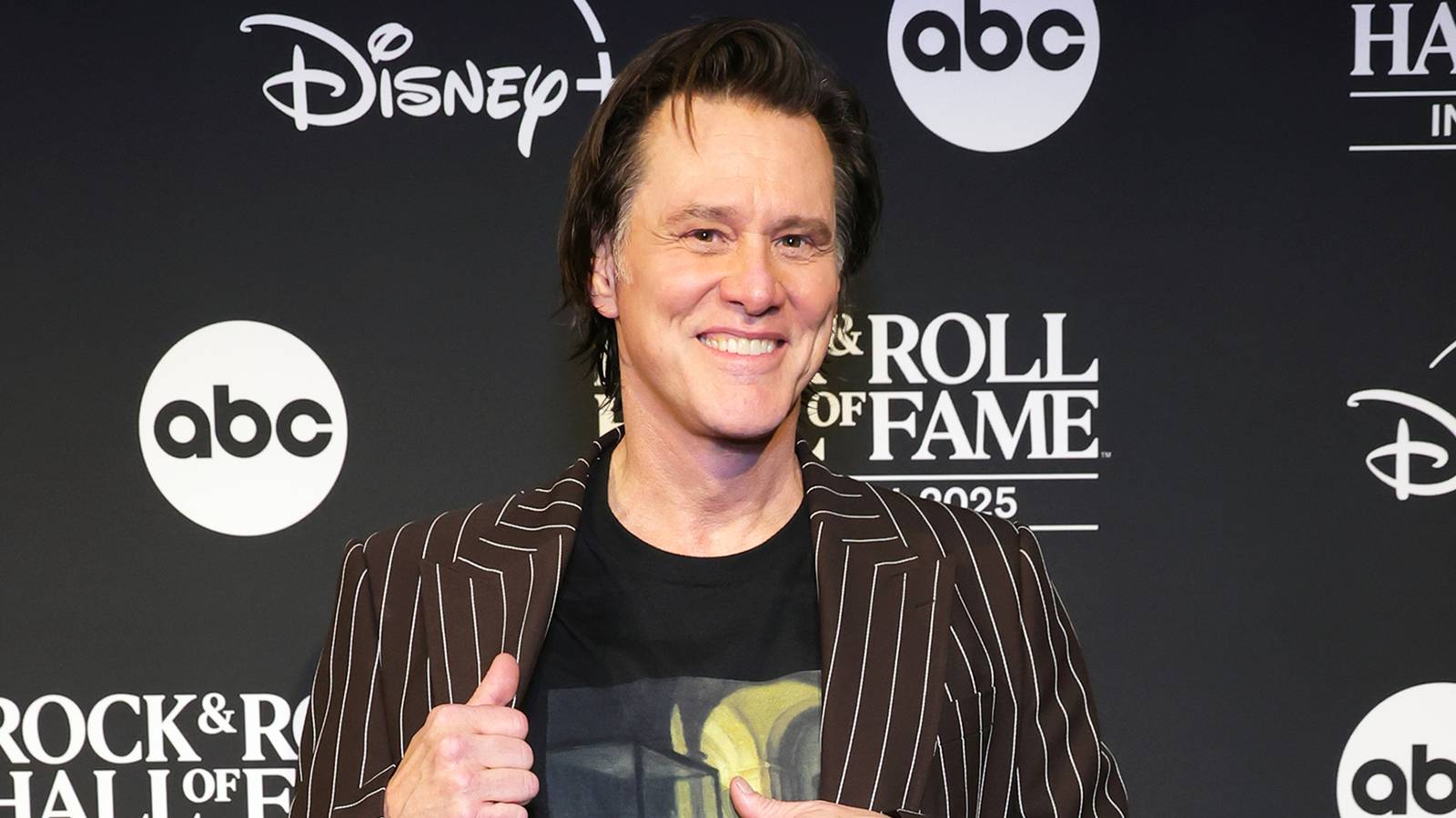 Jim Carrey's $405 Million Sequel Is Officially Taking Over Netflix