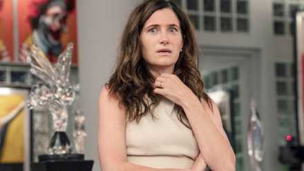 Kathryn Hahn looking surprised in Glass Onion.