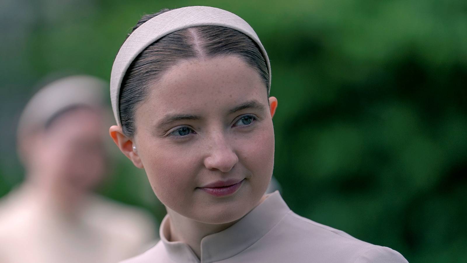 ‘The Testaments' Star Breaks Down Daisy's Most Unsettling Episode 9 Scene