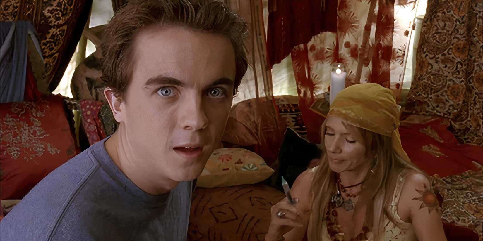 Frankie Muniz as Malcolm (left) and Rosanna Arquette as Anita (right) in 'Malcolm in the Middle'