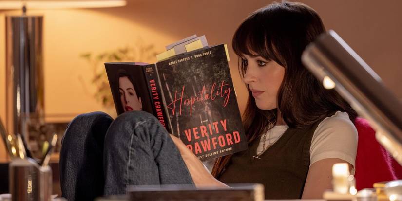 Dakota Johnson as Lowen Ashleigh in Verity
