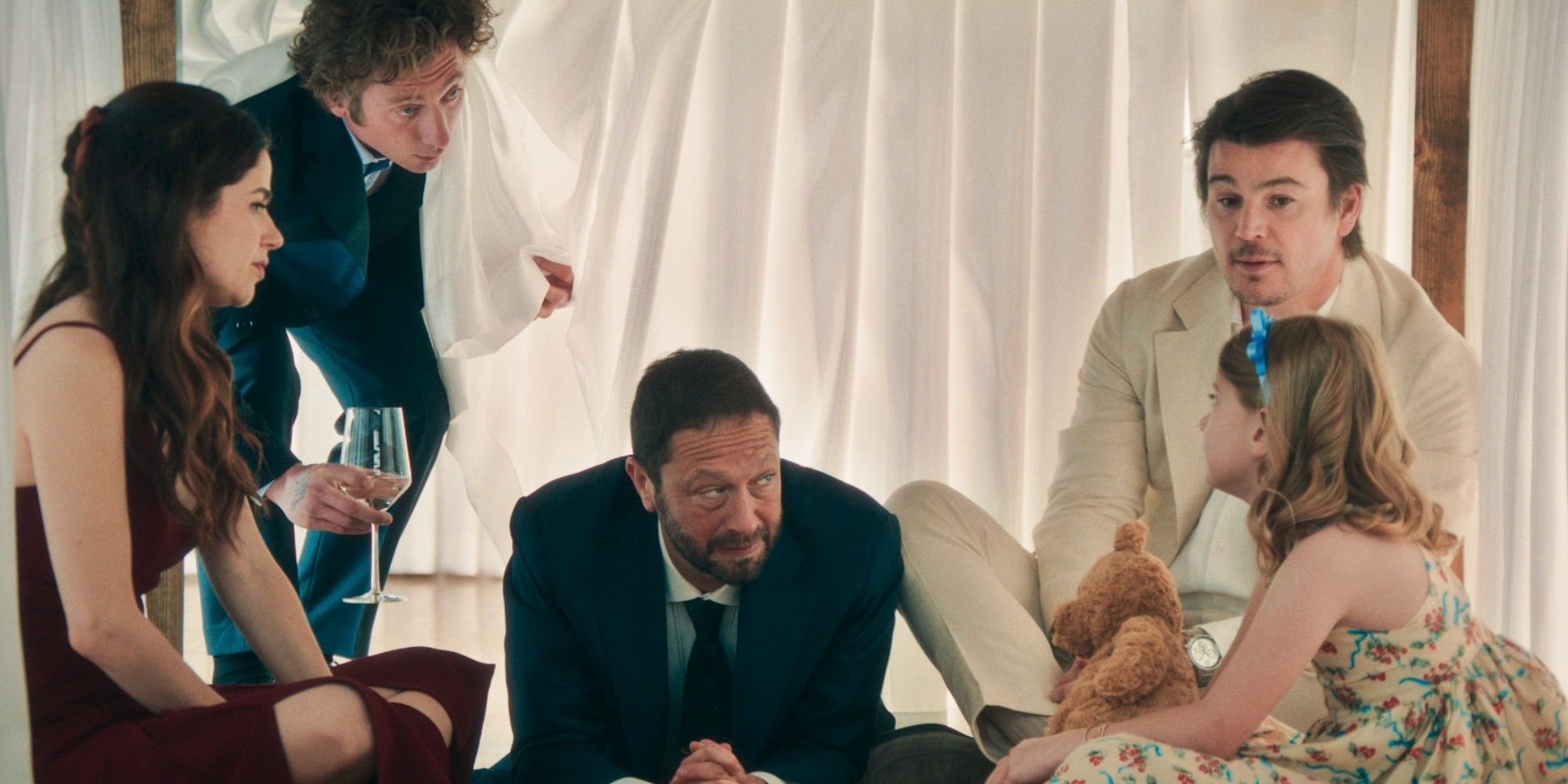 ScreenWireDaily — Netflix Officially Says Goodbye to 'The Bear' Star's Forgotten Chaotic Dramedy