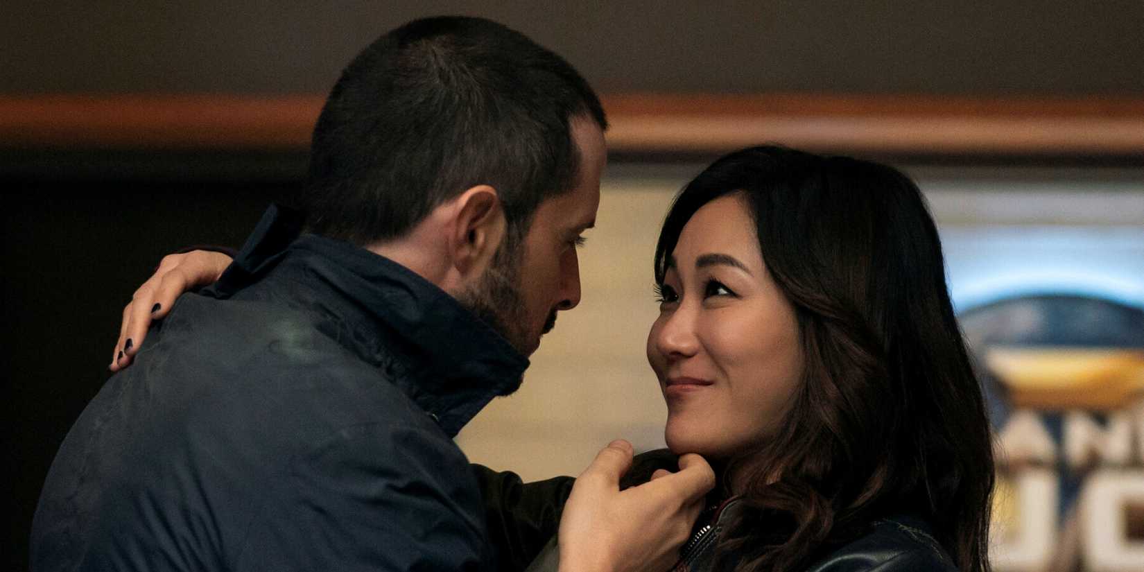Tomer Capone como Frenchie e Karen Fukuhara como Kimiko em The Boys