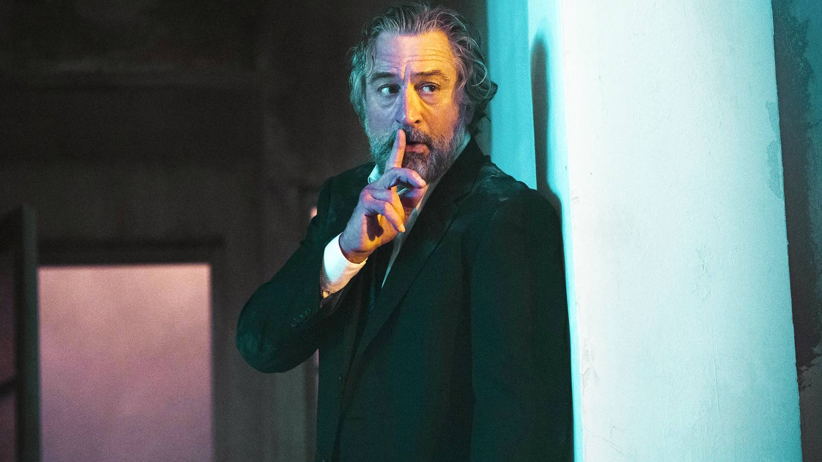 La travesura criminal de Dive Mob de HBO Max con Robert De Niro es una de sus mejores gemas escondidas