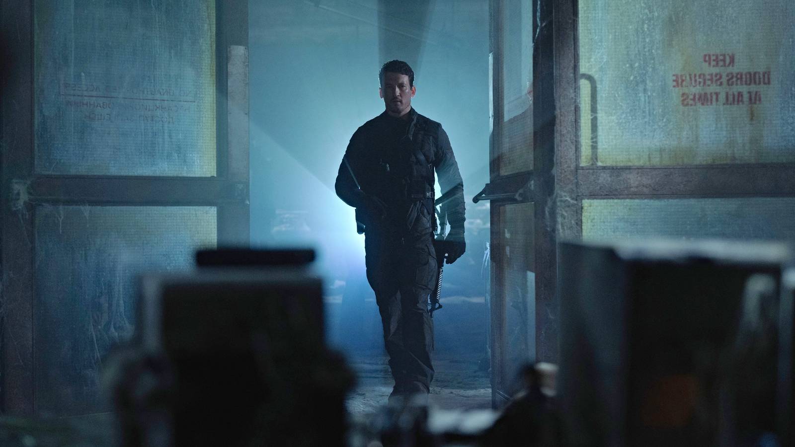 Apple TV’s Most-Watched Sci-Fi Thriller Is Still the Perfect Late-Night Streaming Obsession