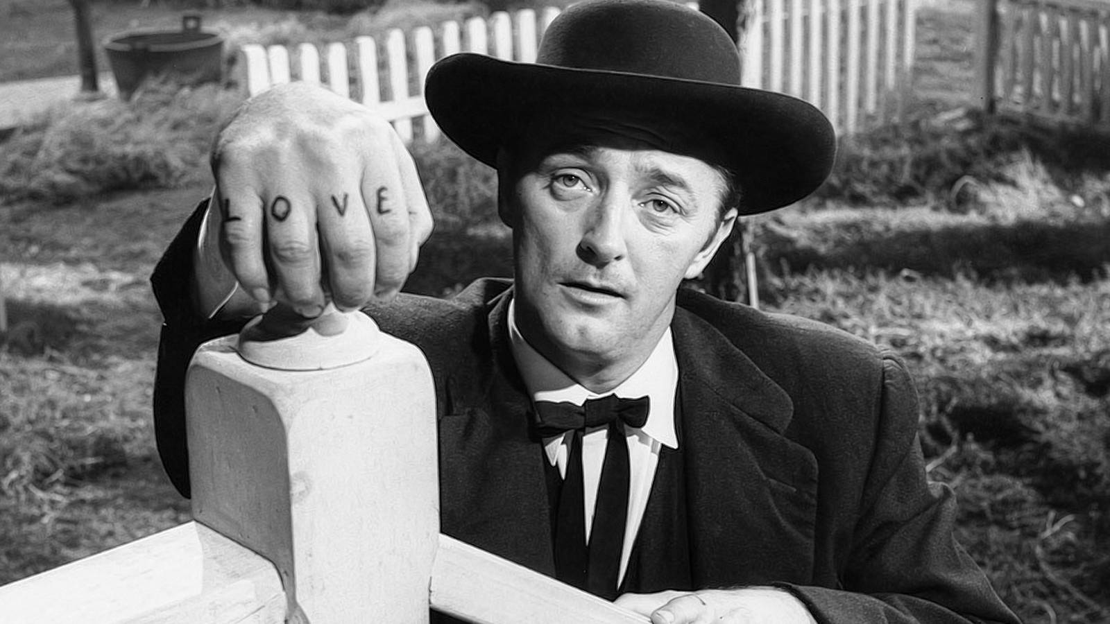 The-Night-of-the-Hunter-Robert-Mitchum