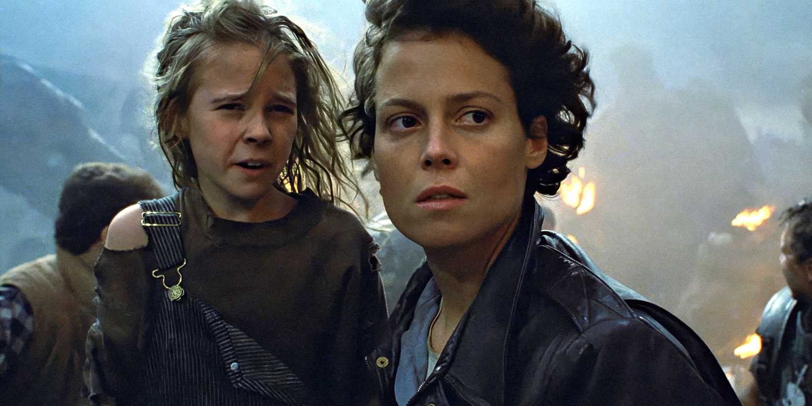 Aliens-Sigourney-Weaver-Carrie-Henn