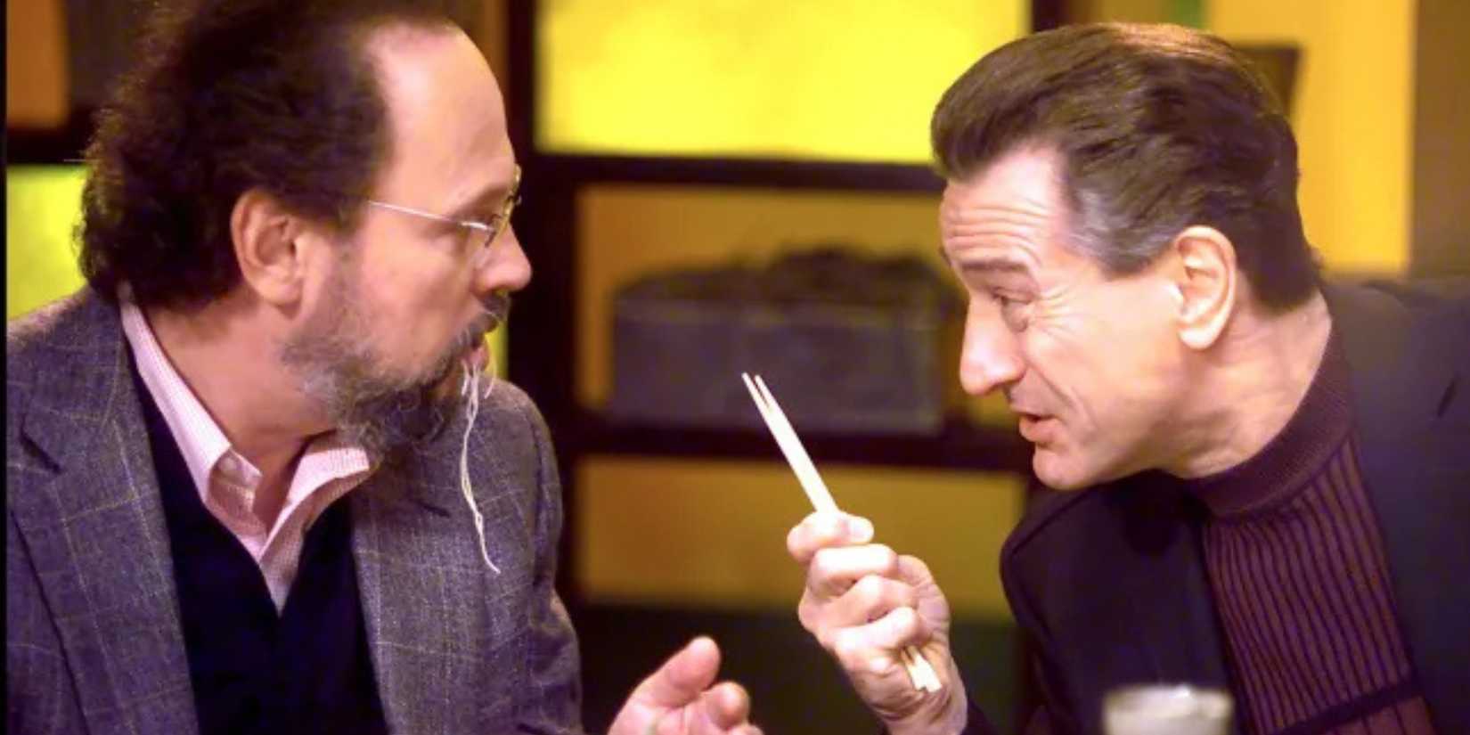 Billy Crystal as Ben Sobel and Robert De Niro as Paul Vitti in 'Analyze That.'