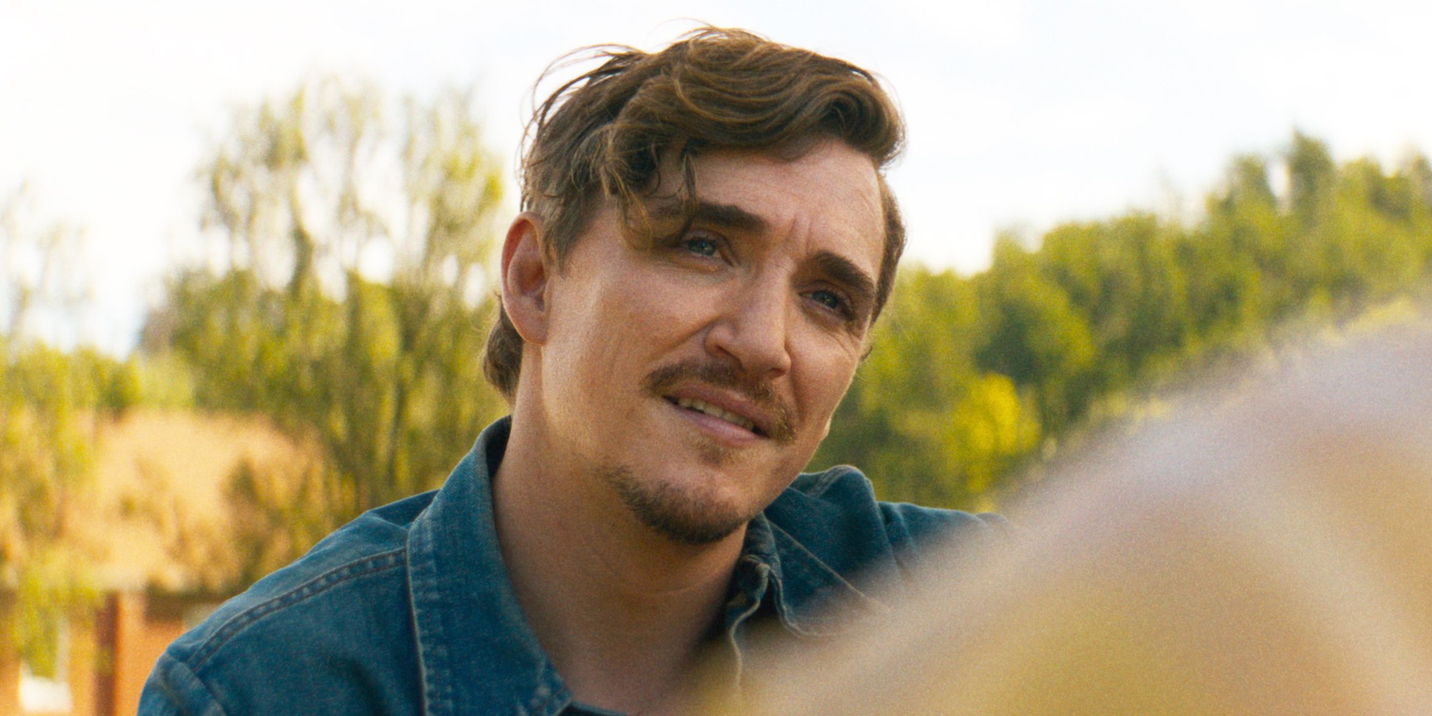 Get an Early Look at Samara Weaving and Kyle Gallner's New Crime Thriller Before It Hits Theaters [Exclusive] image