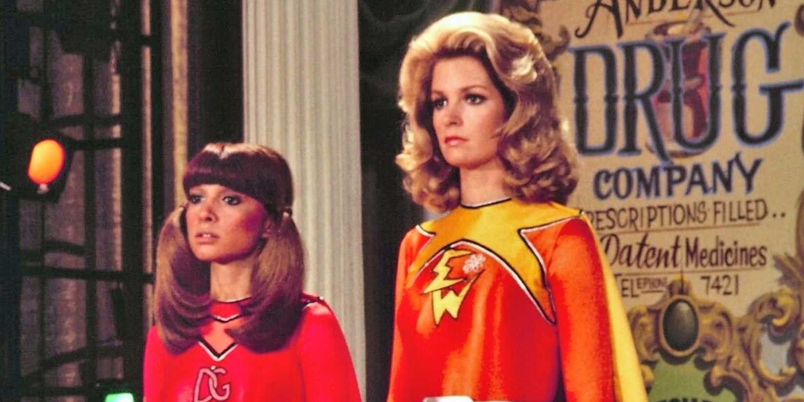 Dyna Girl (Judy Strangis) and Electra Woman (Deidre Hall) prepare for battle in 'Electra Woman and Dyna Girl'