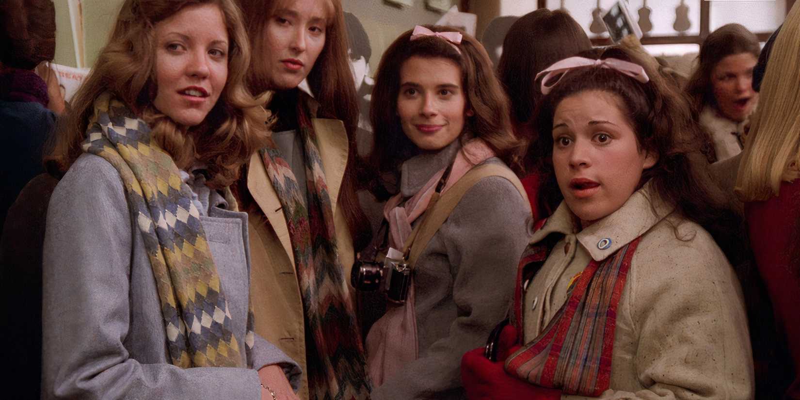 Nancy Allen, Susan Kendall Newman, Theresa Saldna and Wendy Jo Spurber in I Wanna Hold Your Hand