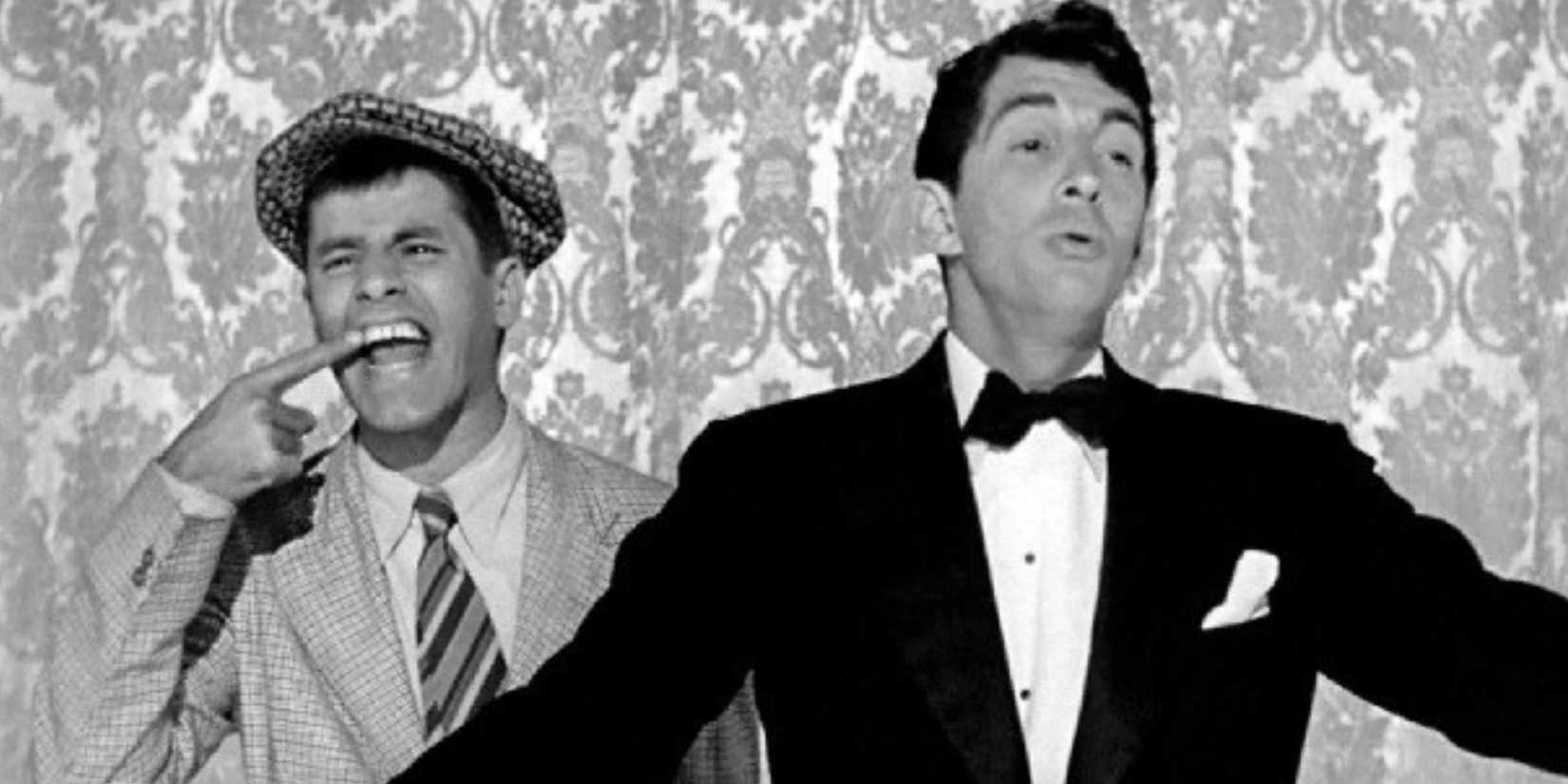 Jerry Lewis standing next to Dean Martin in The Stooge (1952)
