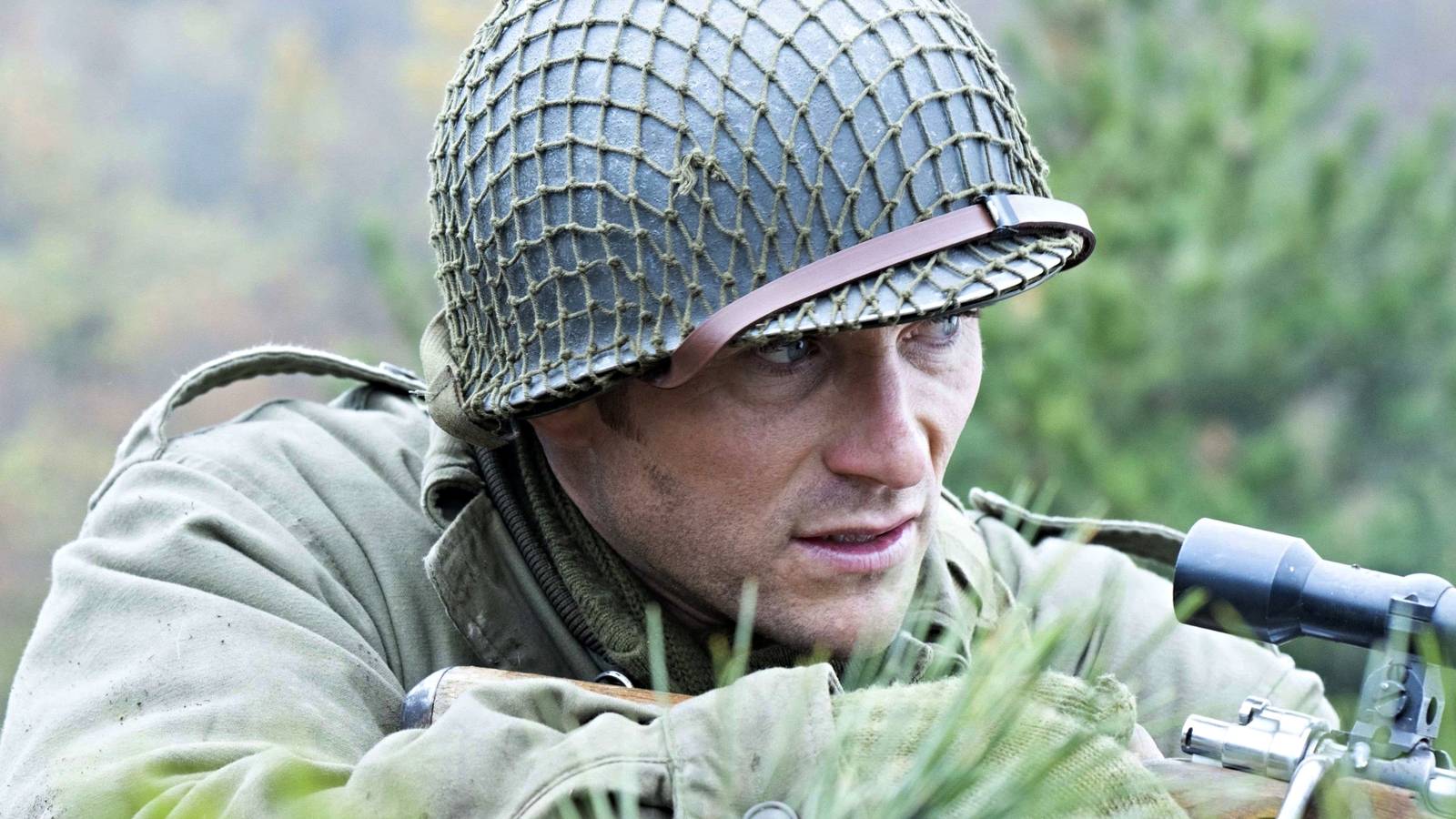 Scott Eastwood in Lucky Strike