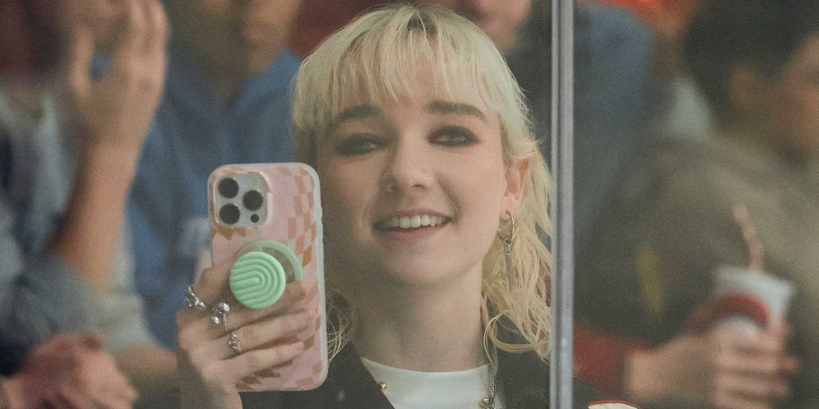 Julia Sarah Stone as Jules in 'Off Campus.'