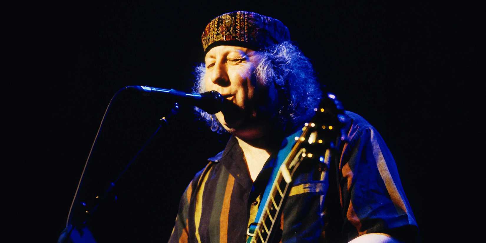 Peter Green, bývalý člen Fleetwood Mac, vystupuje