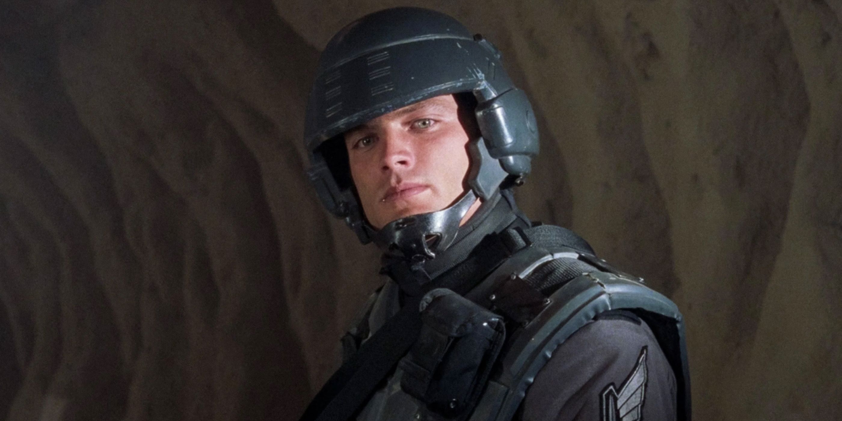 This Netflix War Thriller Is One of the Greatest Sci-Fi Book Adaptations image