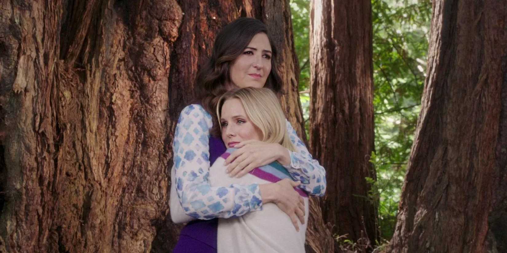 Janet (D'Arcy Carden) and Eleanor (Kristen Bell) hug in 'The Good Place' series finale.