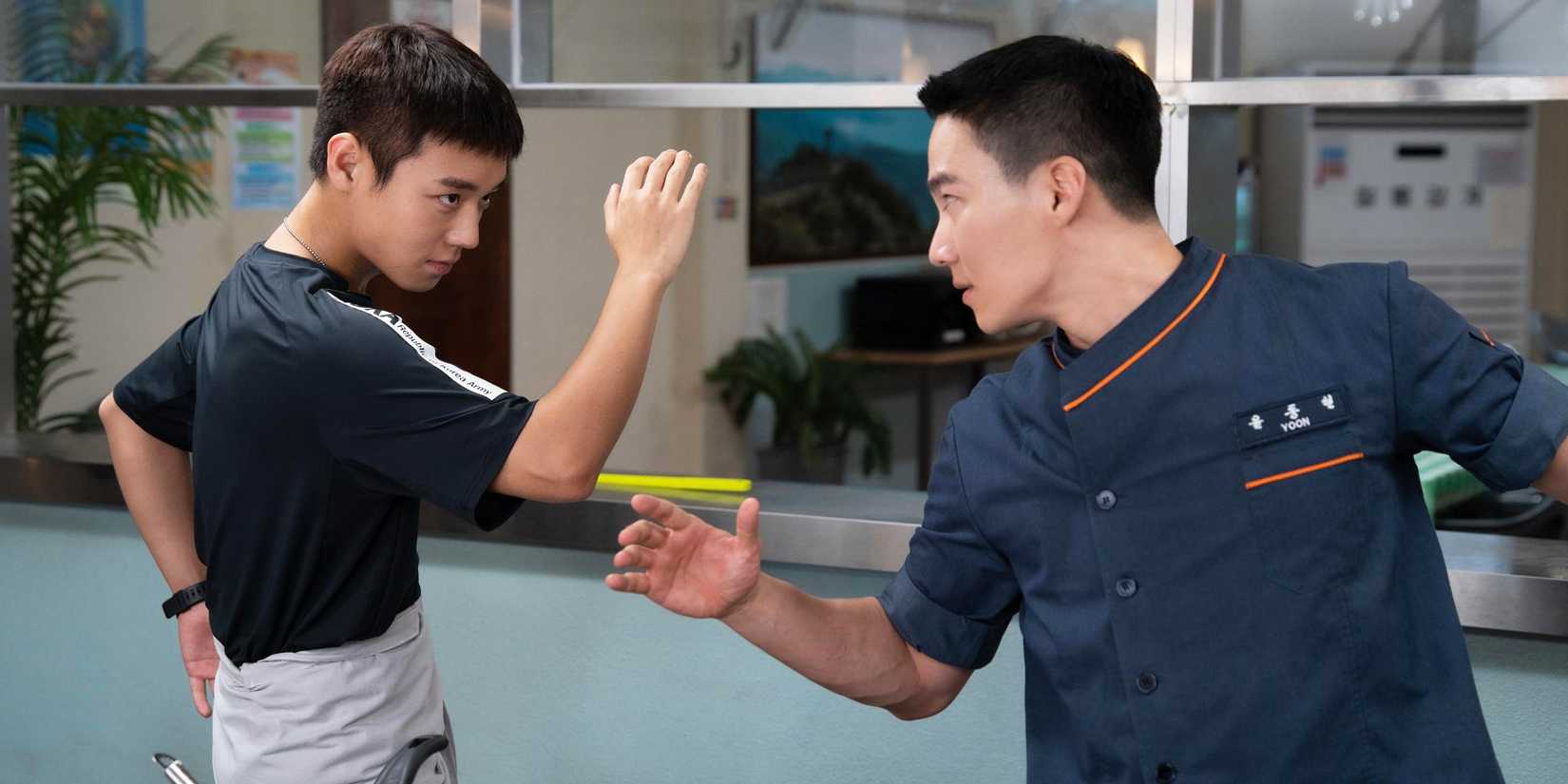 Park Ji-hoon in The Legend of Kitchen Soldier