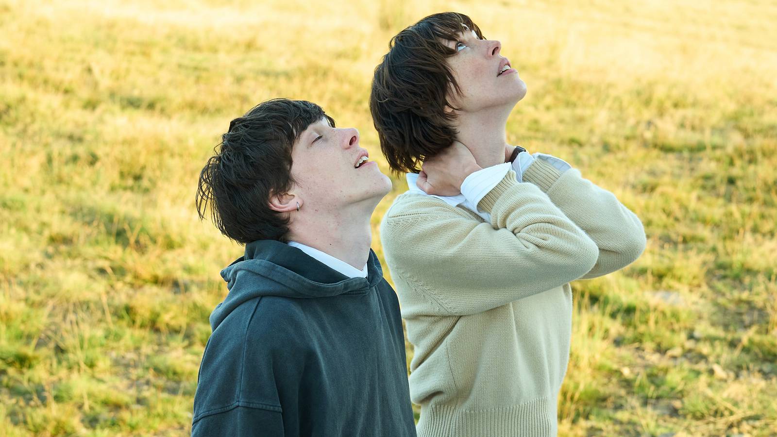 Streaming's Thrilling 4-Part British Miniseries Is Officially Taking Over the U.S.