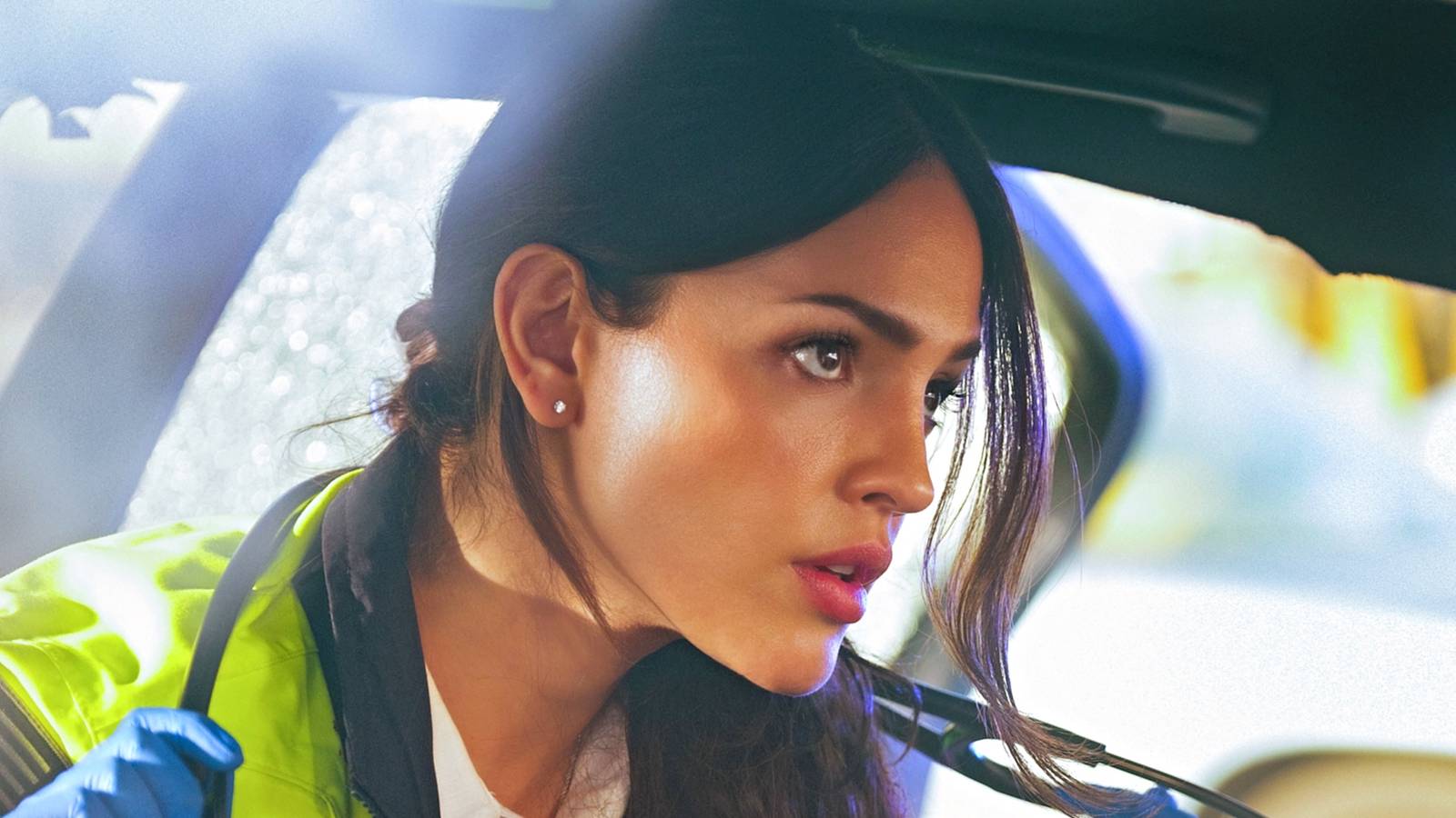 Michael Bay's Forgotten Heist Thriller Dominates Netflix Charts!