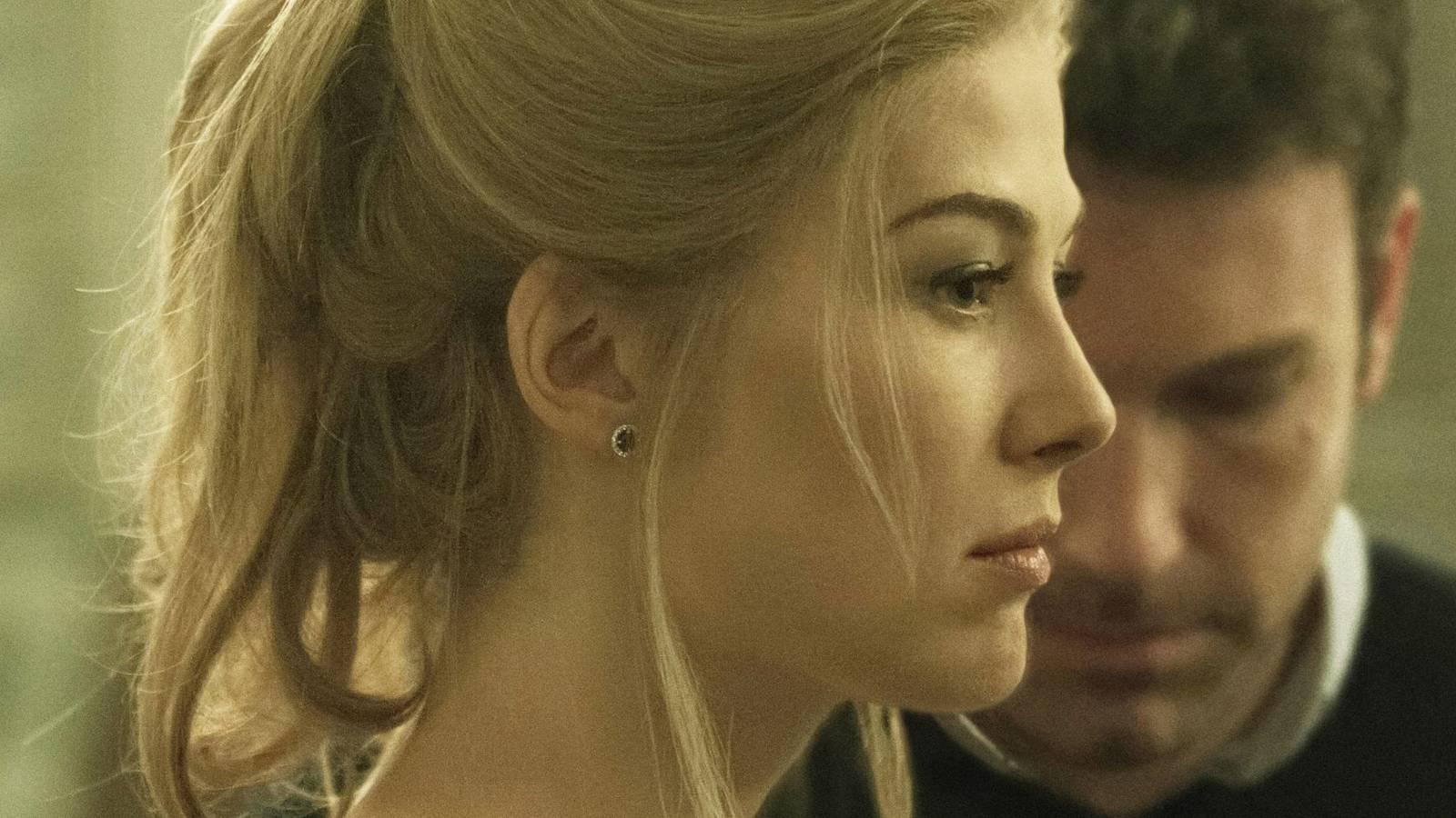 Gillian Flynn’s Psychological Thriller Books, Ranked Gillian Flynn’s Psychological Thriller Books, Ranked