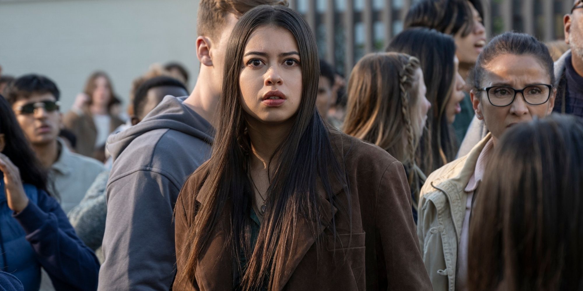 Prime Video Officially Unveils First Look at Mike Flanagan's New Stephen King Series image
