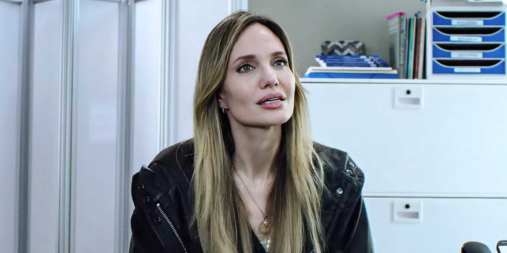 Couture-Angelina-Jolie1