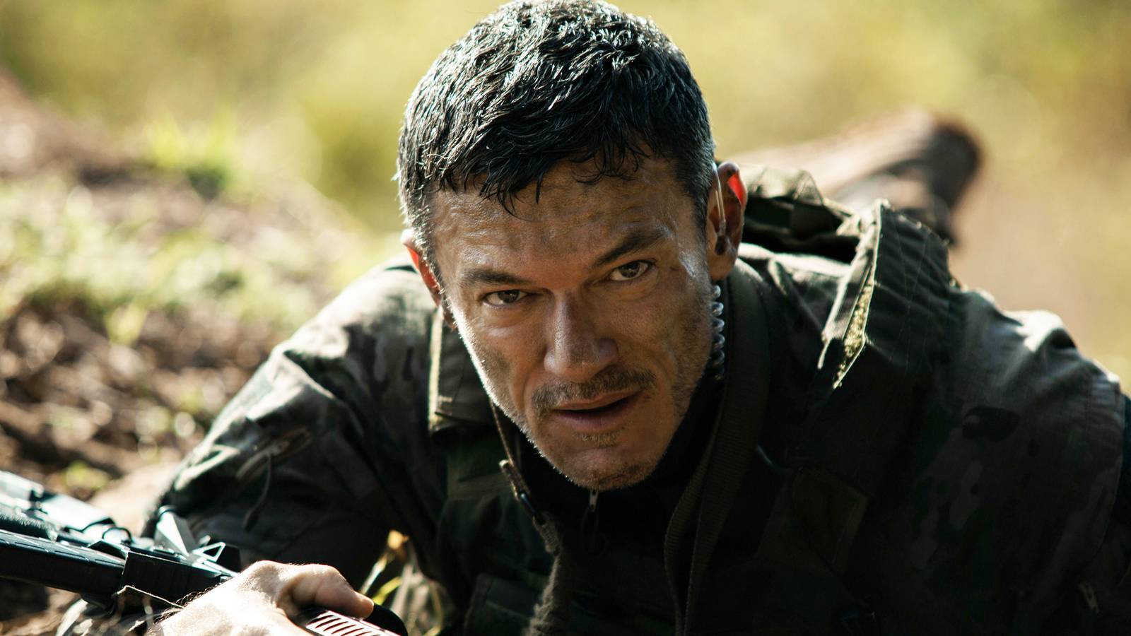 Taylor Sheridan’s ‘Sicario’ Has Nothing on Apple TV’s Criminally Overlooked 10-Part Thriller