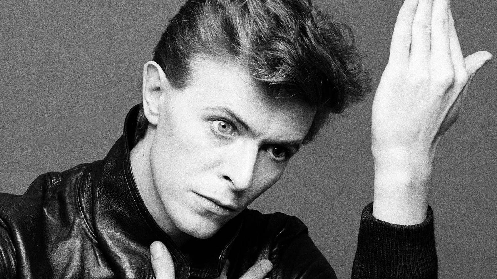 Los 11 álbumes de David Bowie de la década de 1970, listados