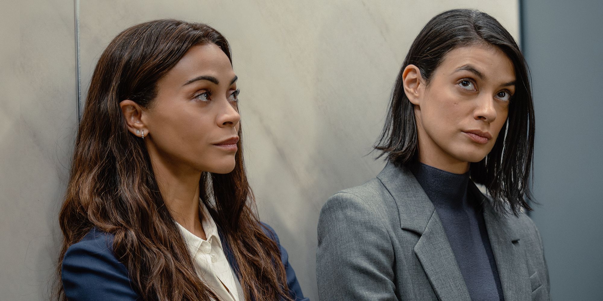 lioness-zoe-saldana-laysla-de-oliveira