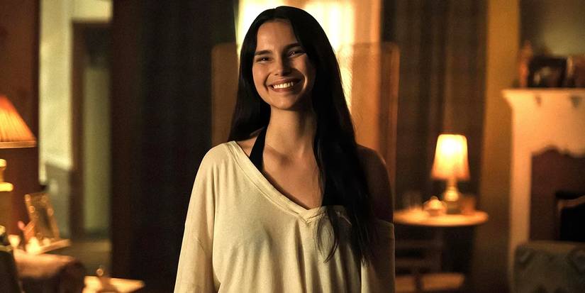 Inde Navarrette as Nikki in 'Obsession'
