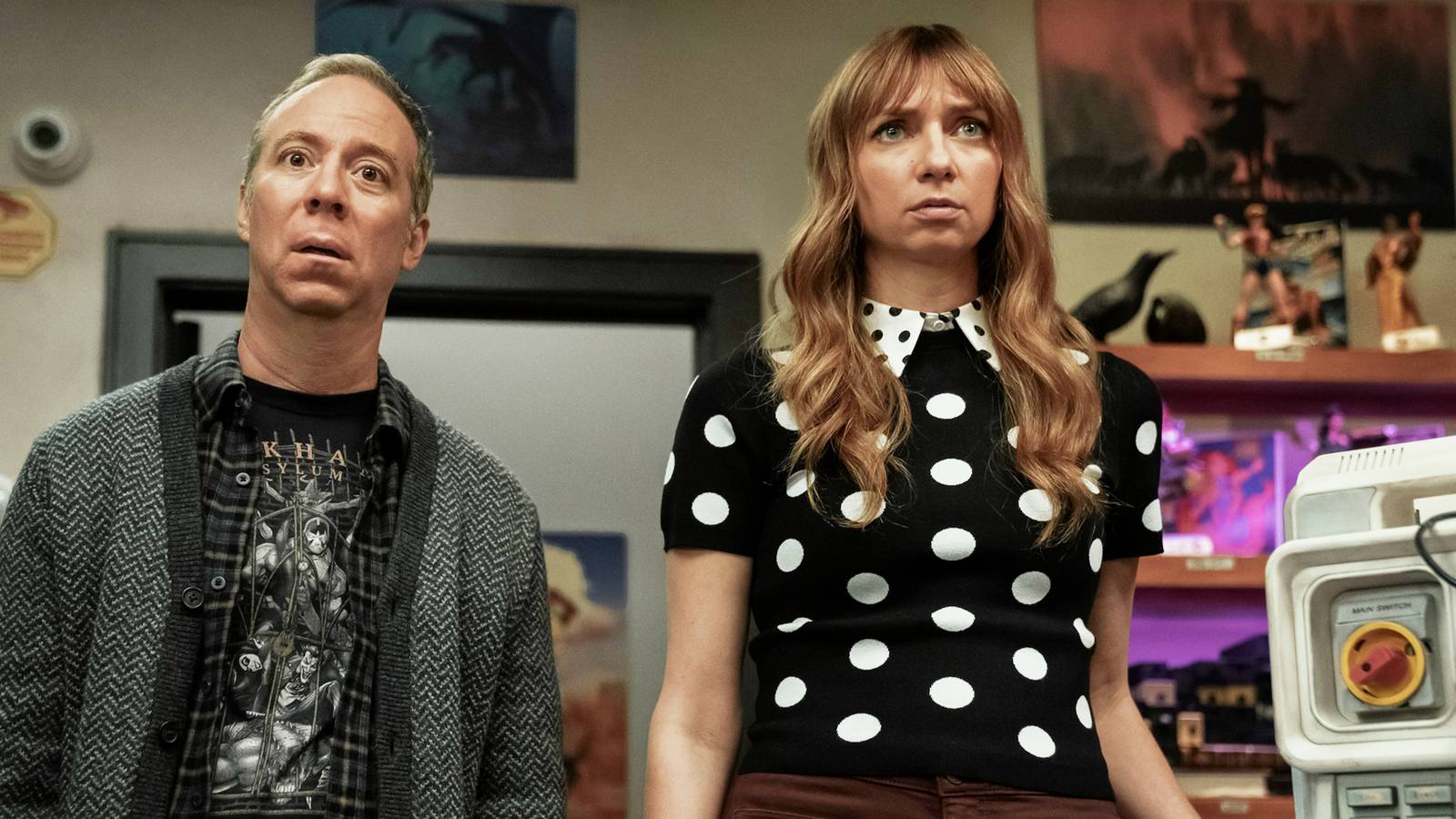 stuart-fails-to-save-the-universe-kevin-sussman-lauren-lapkis