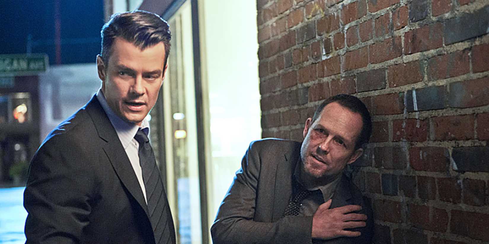 Josh Duhamel y Dean Winters en Battle Creek